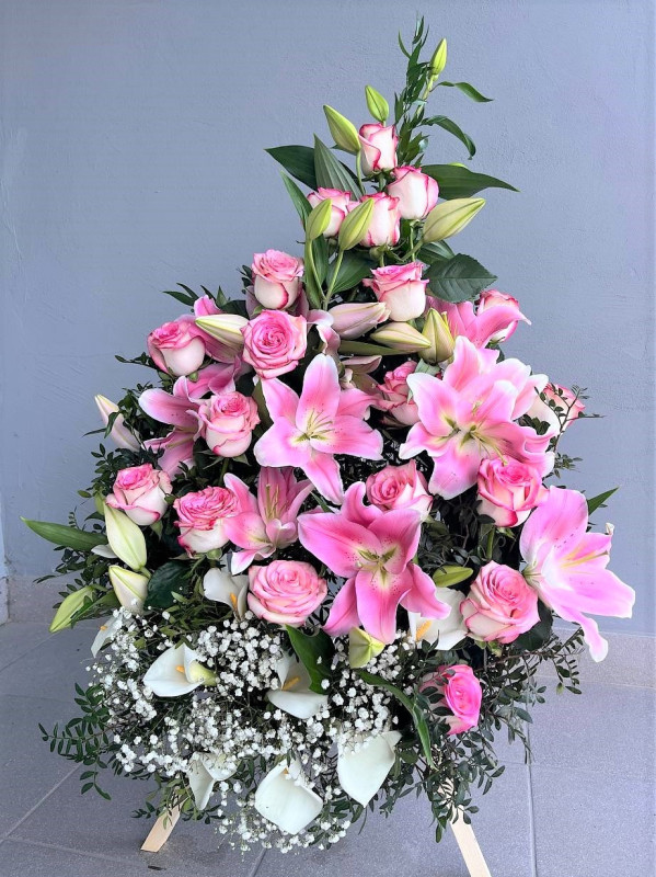 kompozyzja pogrzeb lilia różowa